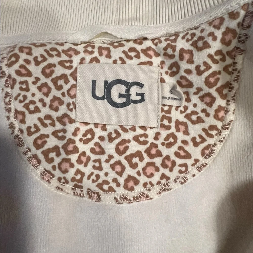 UGG Karoline Fleece Cream and Tan Leopard Print Robe Size Small
